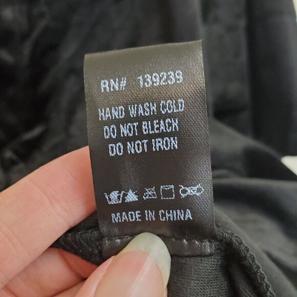 Tuckernuck Pomander Place Black Velvet Finley Flutter Sleeve top - Picture 7 of 9